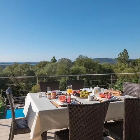 Torraccia 4 Etoiles * Sainte-Lucie de Porto-Vecchio